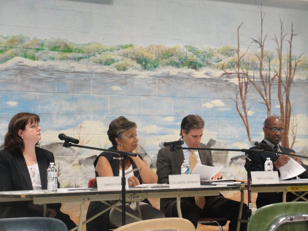 News small post card thumbnail