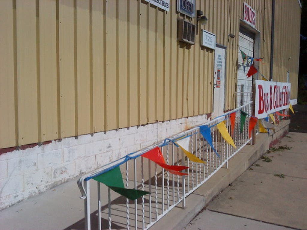 News small post card thumbnail