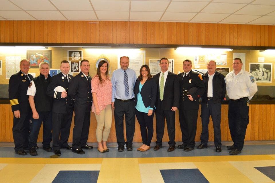 News small post card thumbnail