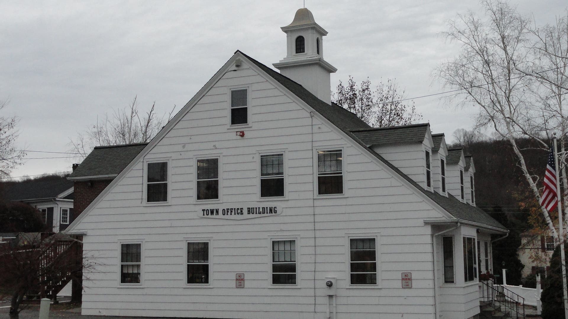 News small post card thumbnail