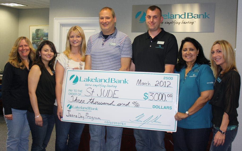 Lakeland Bank Staff Donates to St. Jude | Montville, NJ Patch