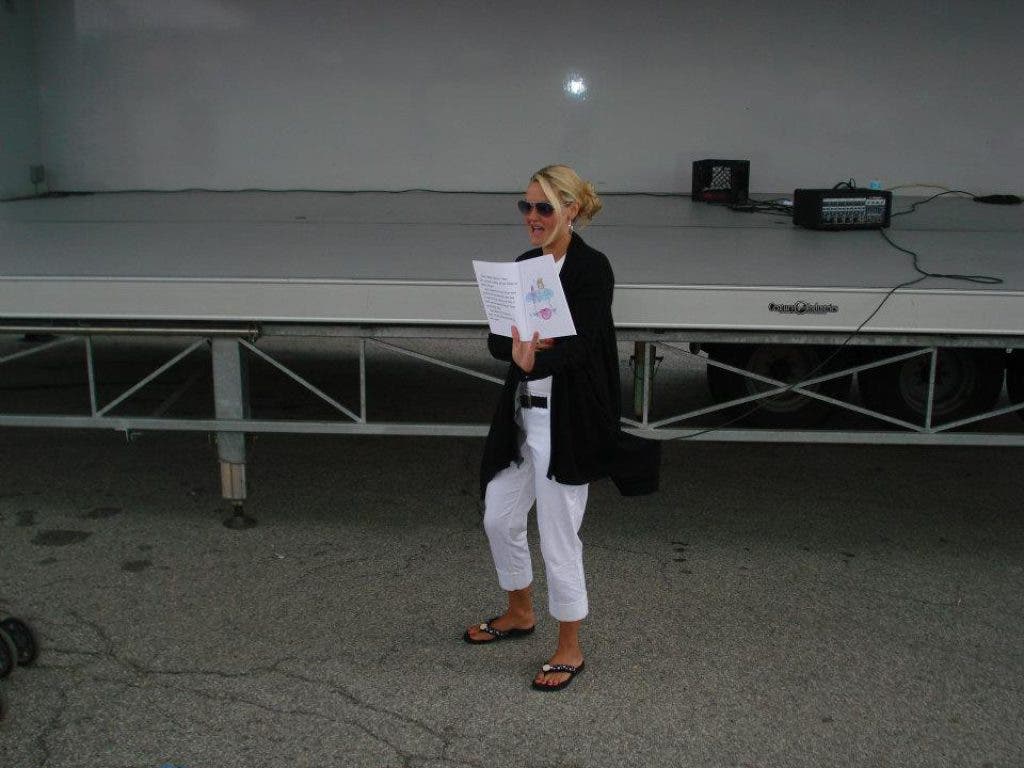 News small post card thumbnail