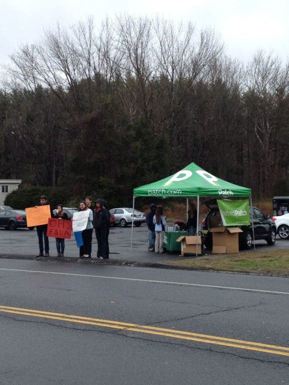 News small post card thumbnail