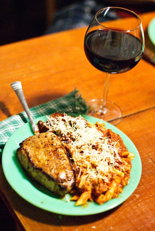 Bottom's Up: Perfect Wine Pairings for 4th of July Barbecues