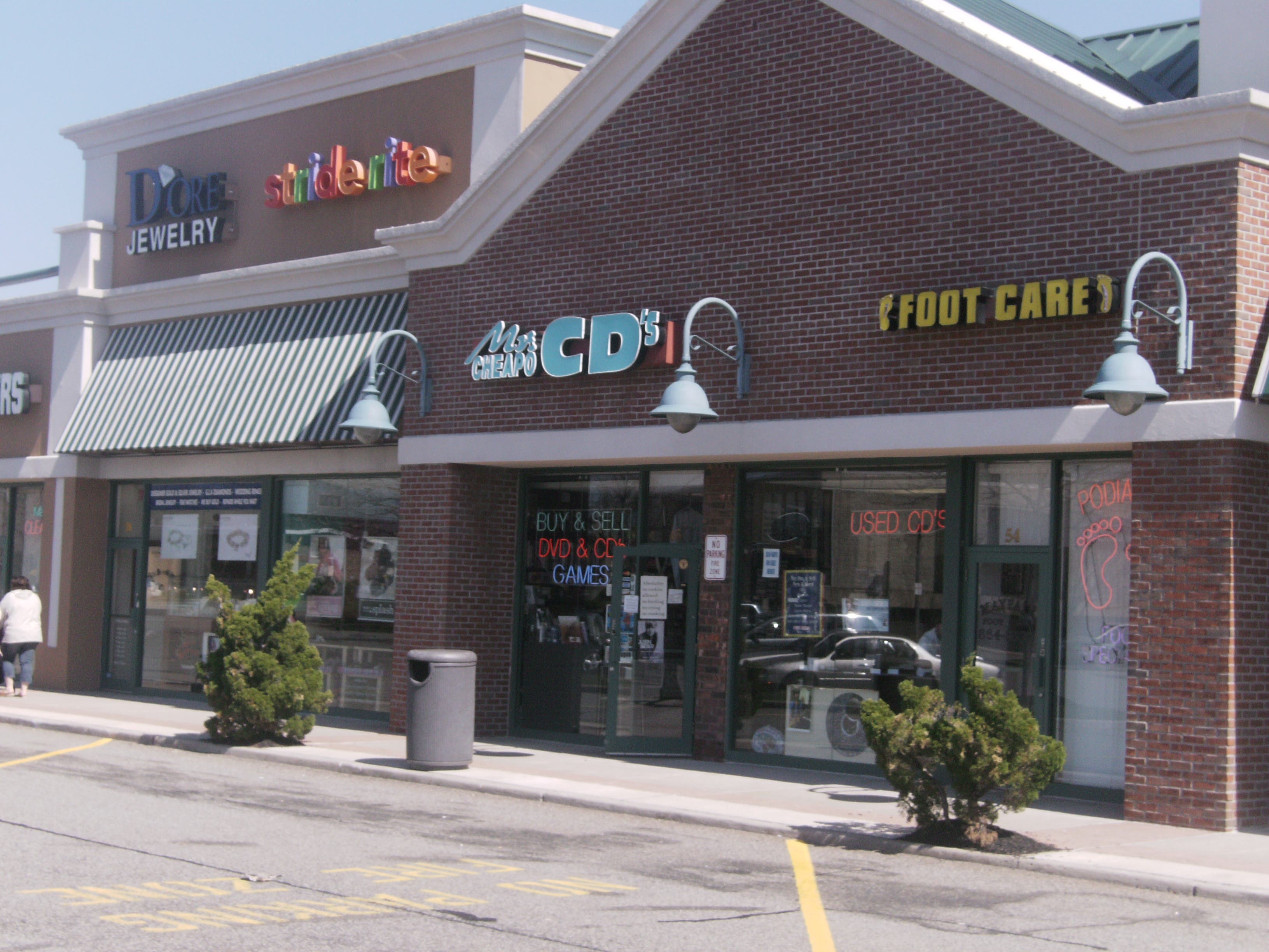 News small post card thumbnail