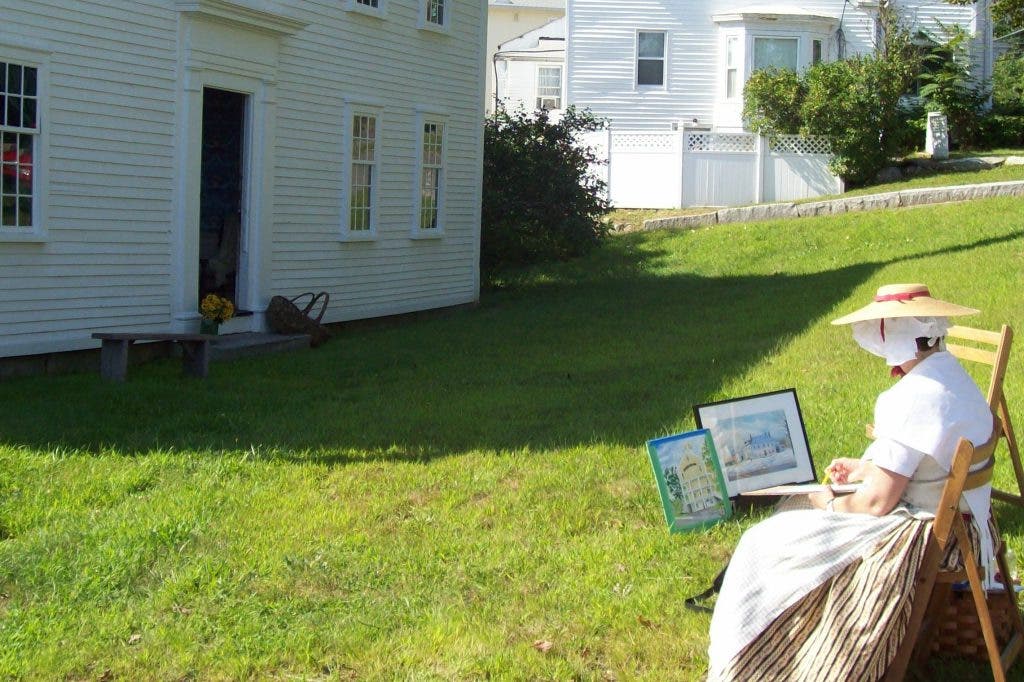 News small post card thumbnail