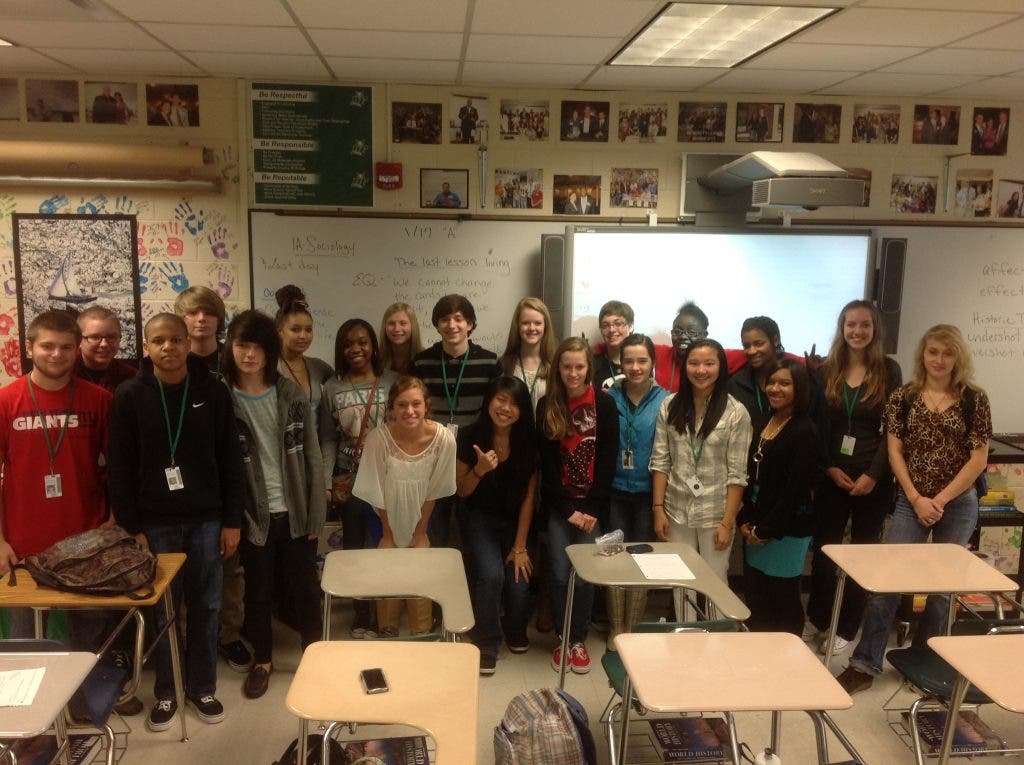 News small post card thumbnail