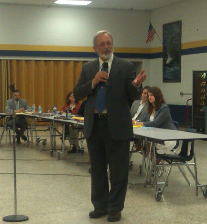 News small post card thumbnail