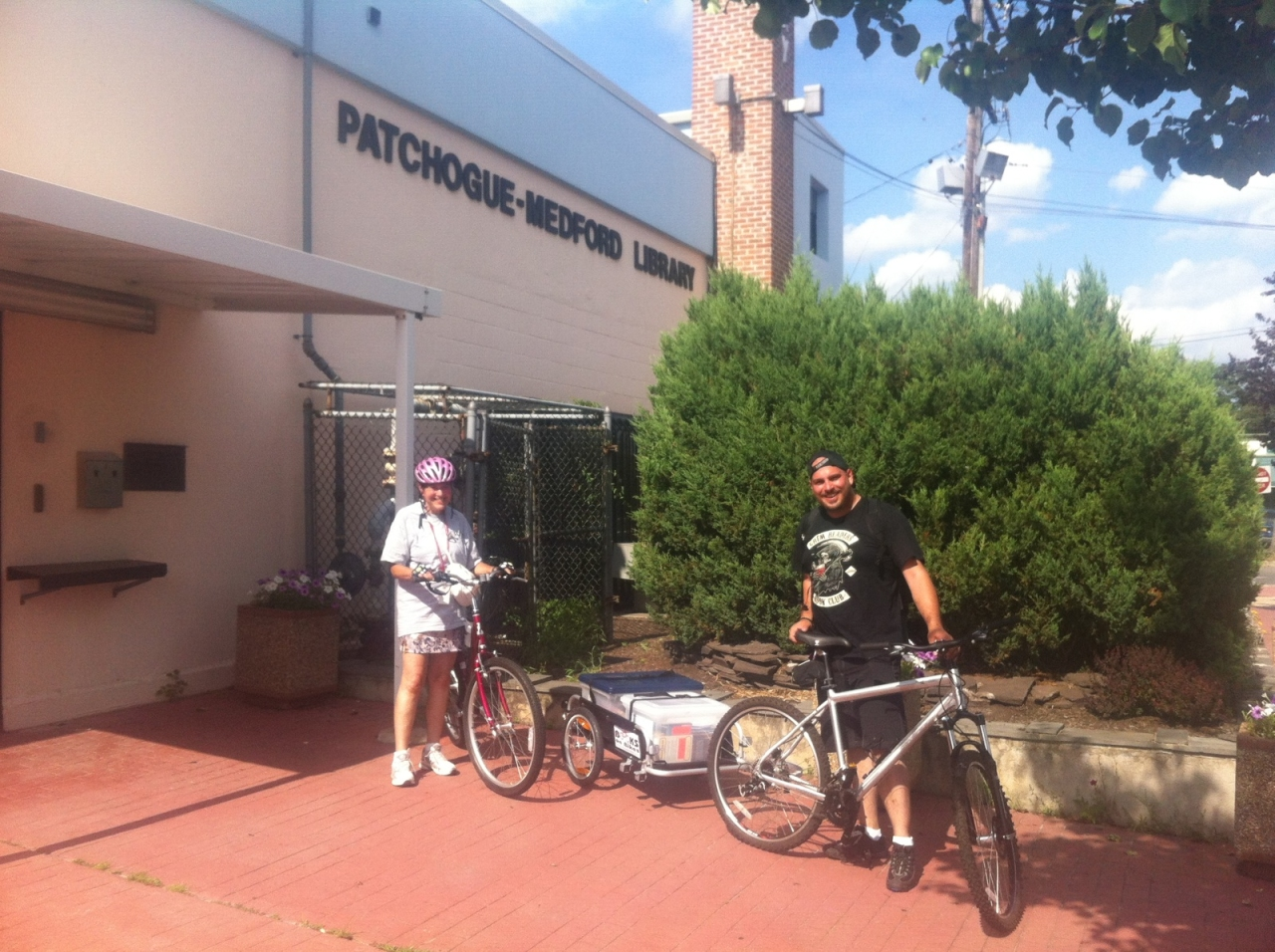 News small post card thumbnail