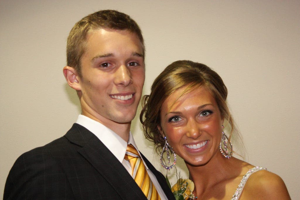 Photo Gallery: Totino-Grace Goes Downtown for Prom | Fridley, MN Patch