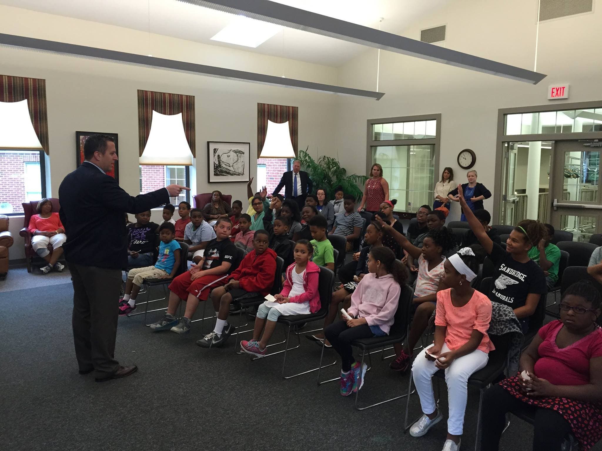 News small post card thumbnail