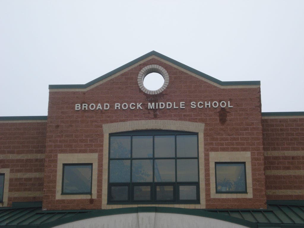 Officials: Gas Smell At BRMS Not Dangerous