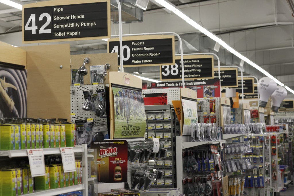 Hammerheads Ace Hardware Is A Holiday Gift Hot Spot In Largo