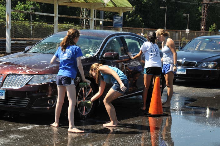 Slideshow: Blue Wave Cheerleading Car Wash | Darien, CT Patch