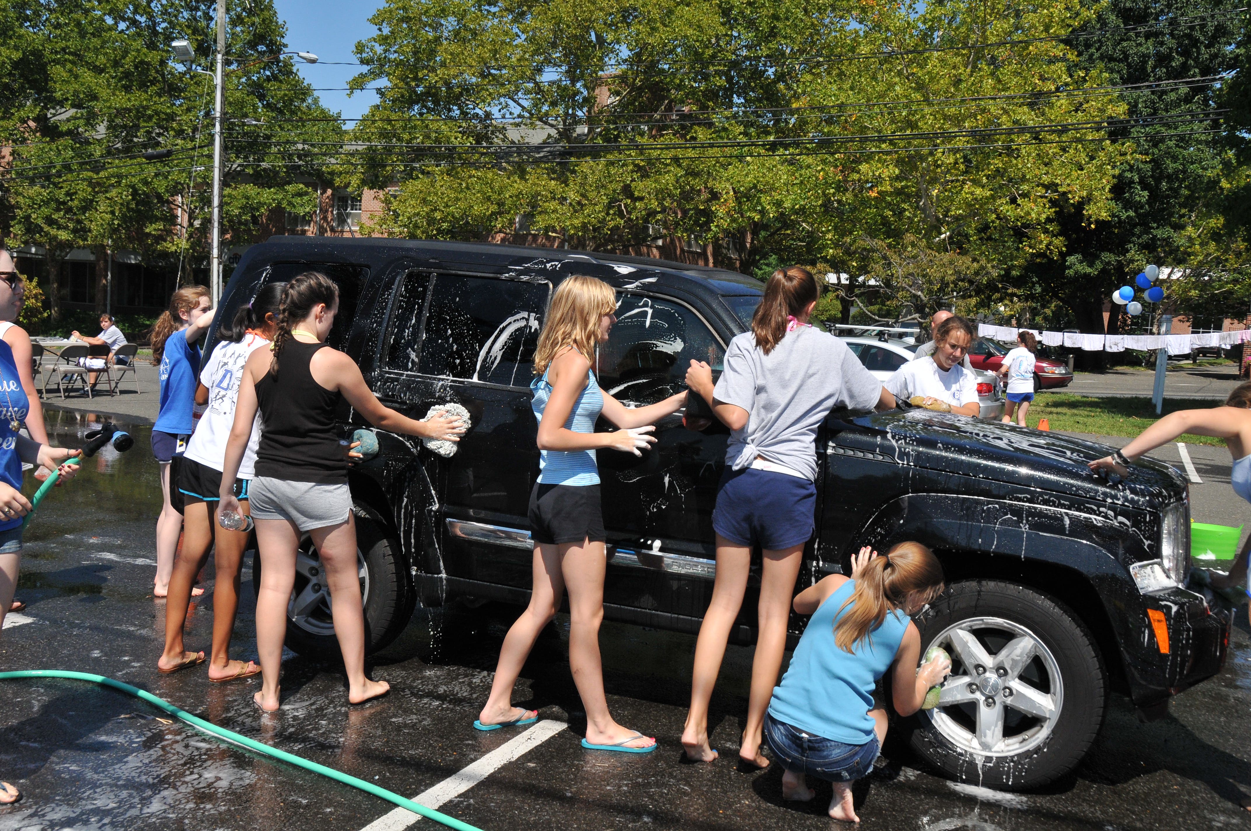 Slideshow Blue Wave Cheerleading Car Wash Darien CT Patch