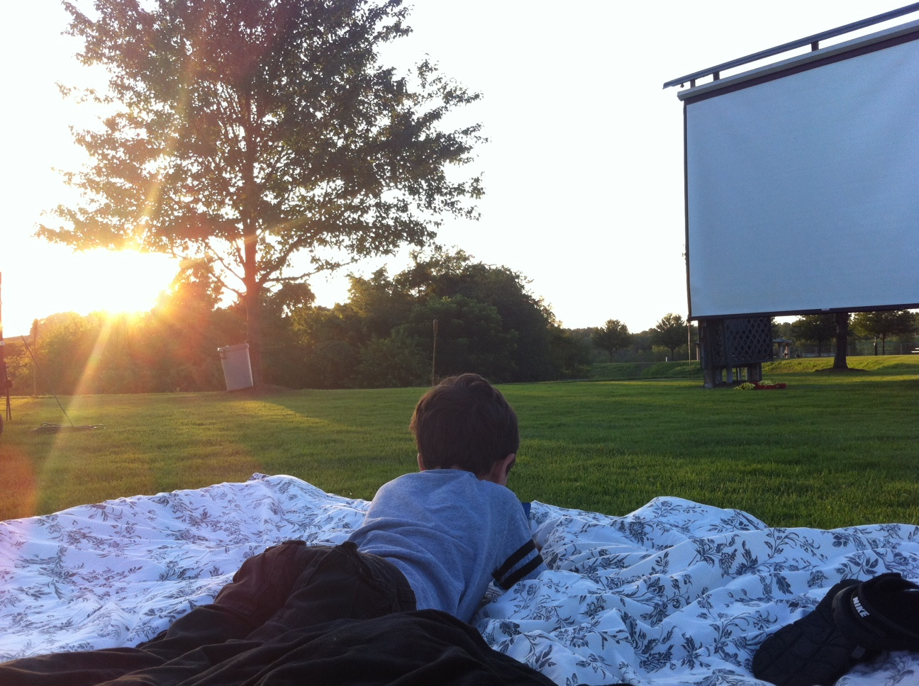 News small post card thumbnail