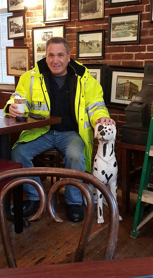 News small post card thumbnail