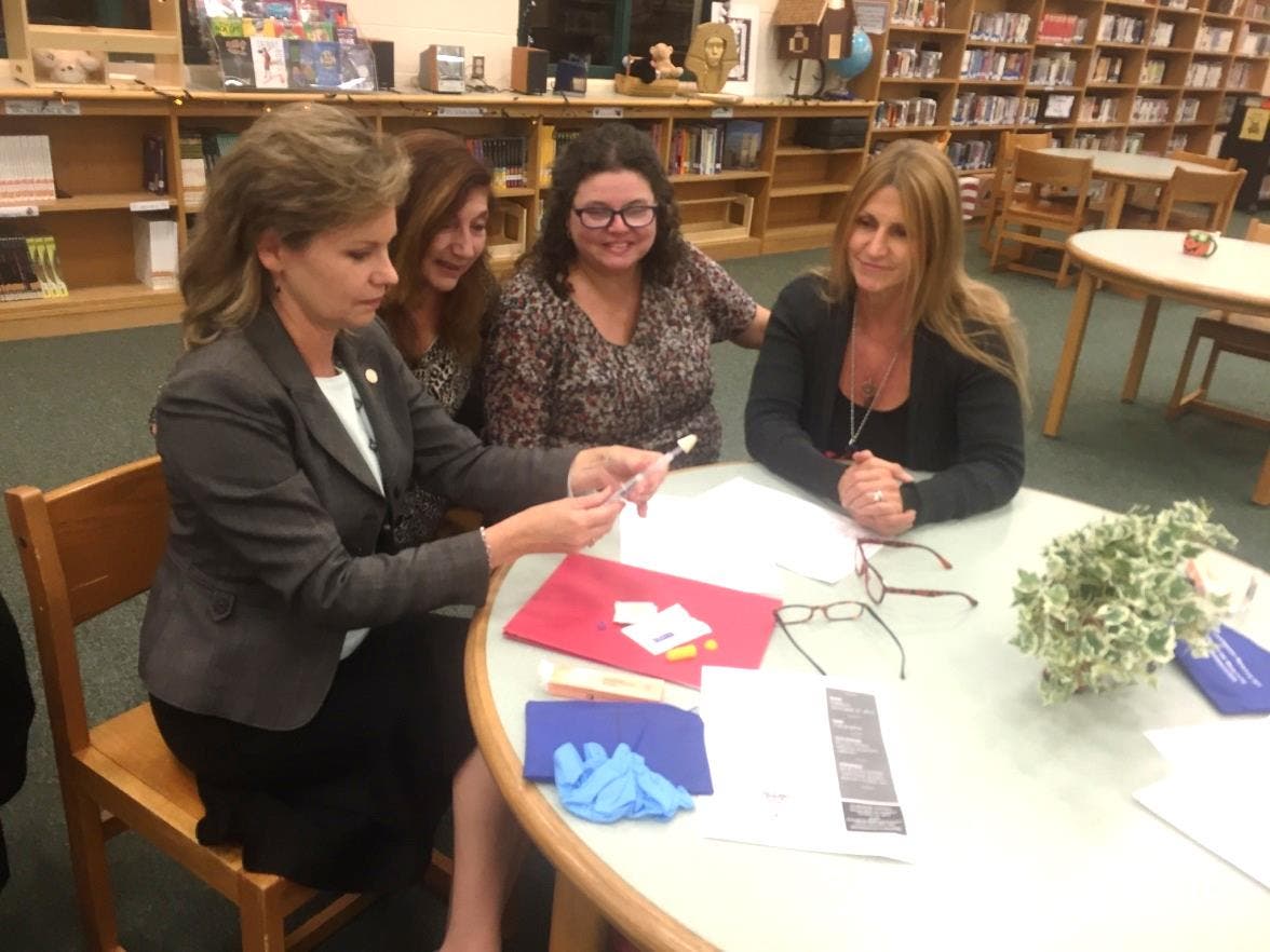 News small post card thumbnail