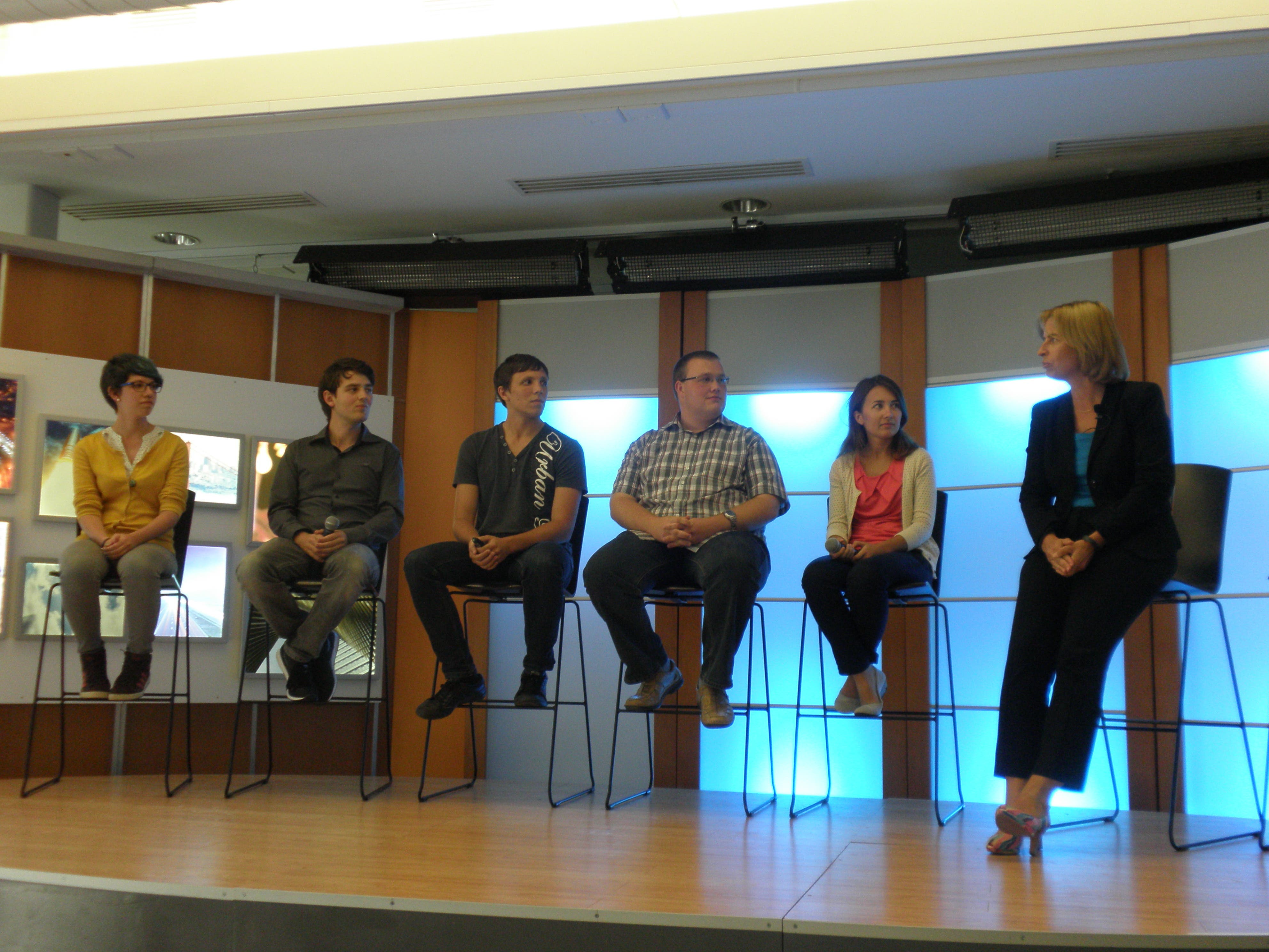 News small post card thumbnail