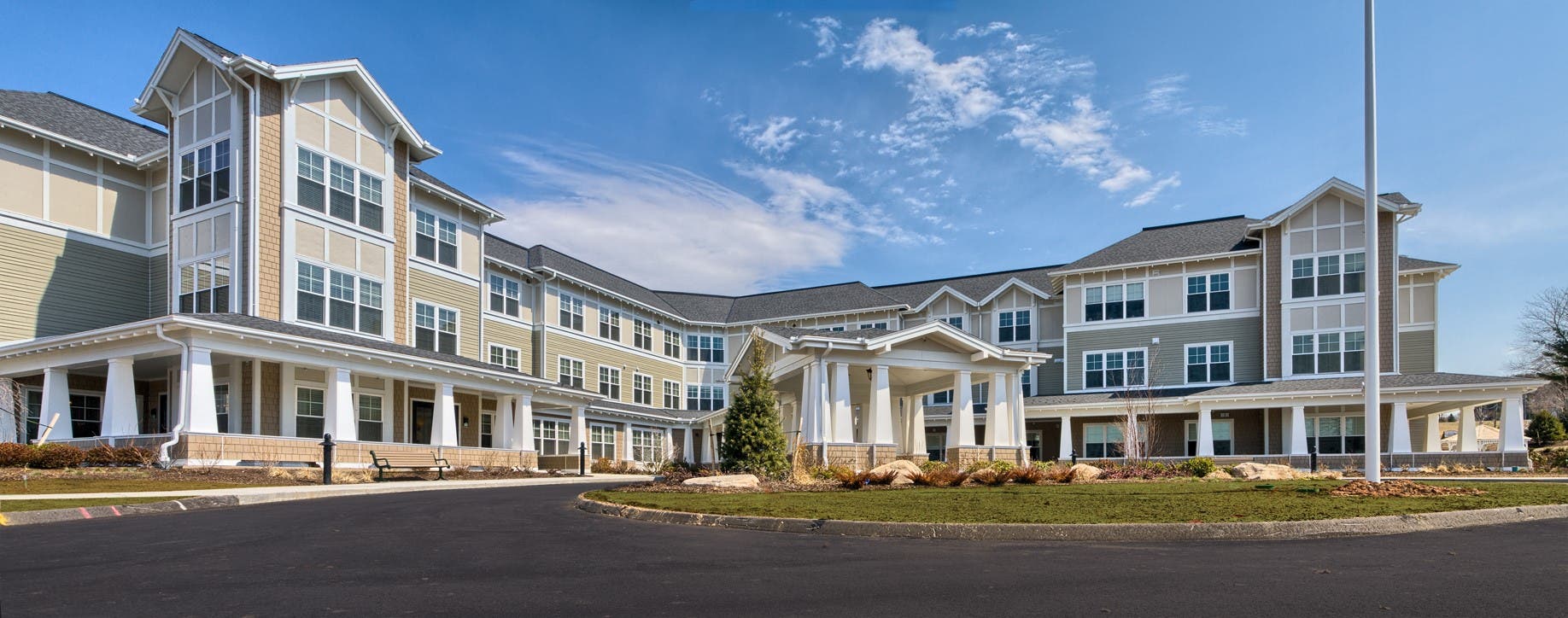 THE RESIDENCE AT SOUTH WINDSOR FARMS OPENS TO AREA SENIORS South THE RESIDENCE AT SOUTH WINDSOR FARMS OPENS TO AREA SENIORS South