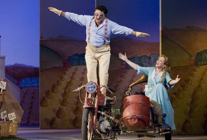 News small post card thumbnail