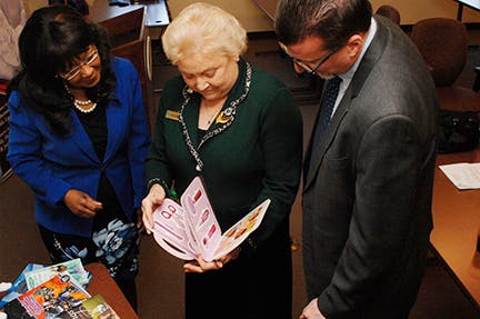 News small post card thumbnail