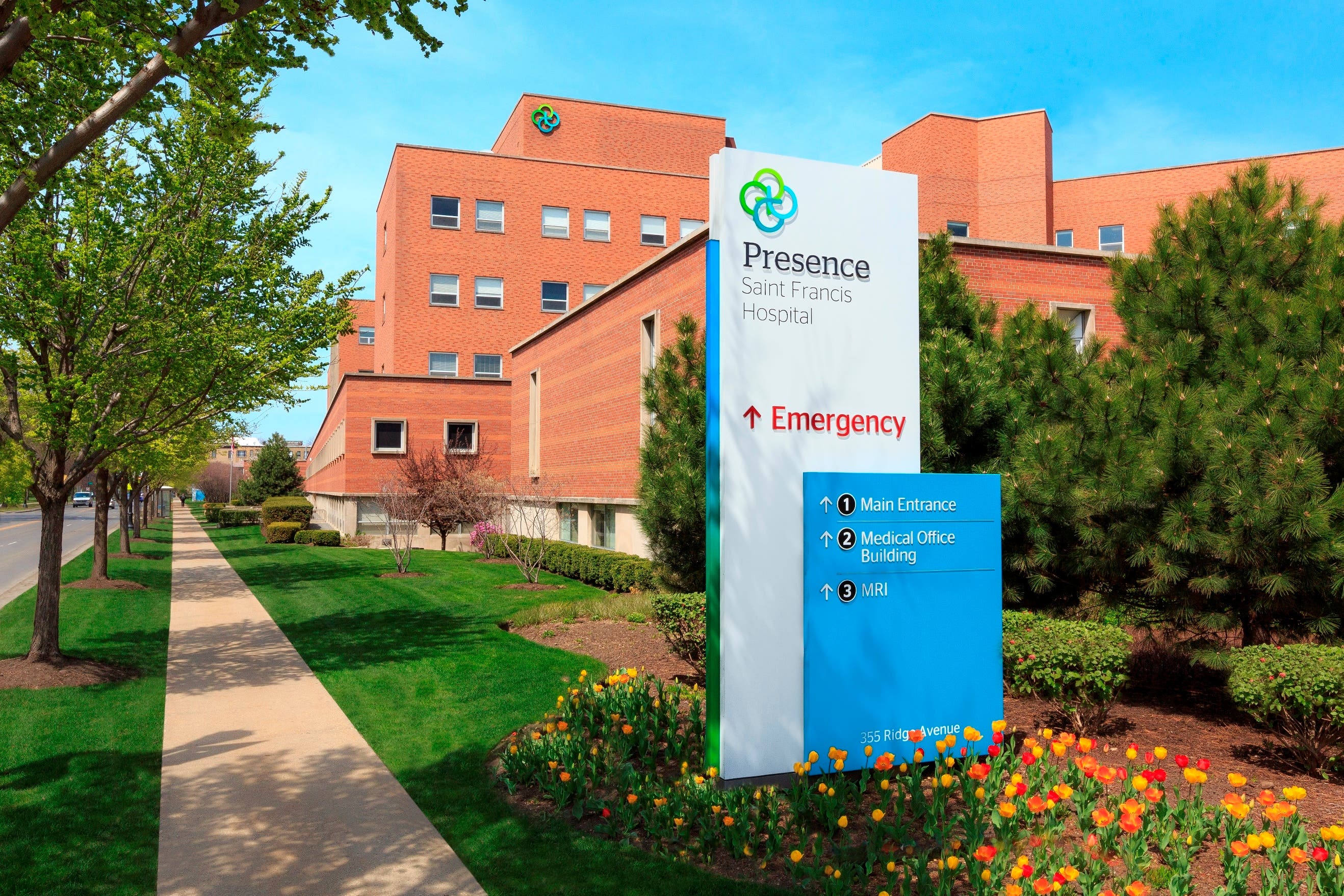 Presence Saint Francis Hospital hosts health fair on prevention and