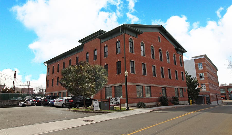 5,952 SF Commercial Office Condo for Lease or Sale in South Norwalk, CT