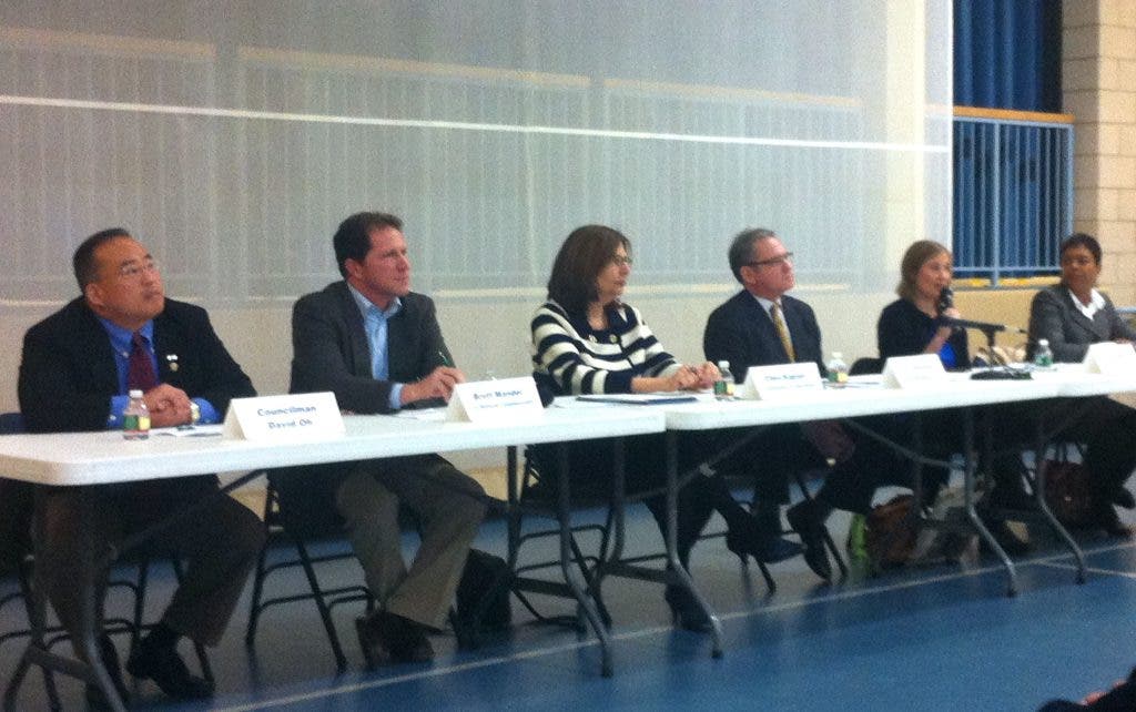 News small post card thumbnail