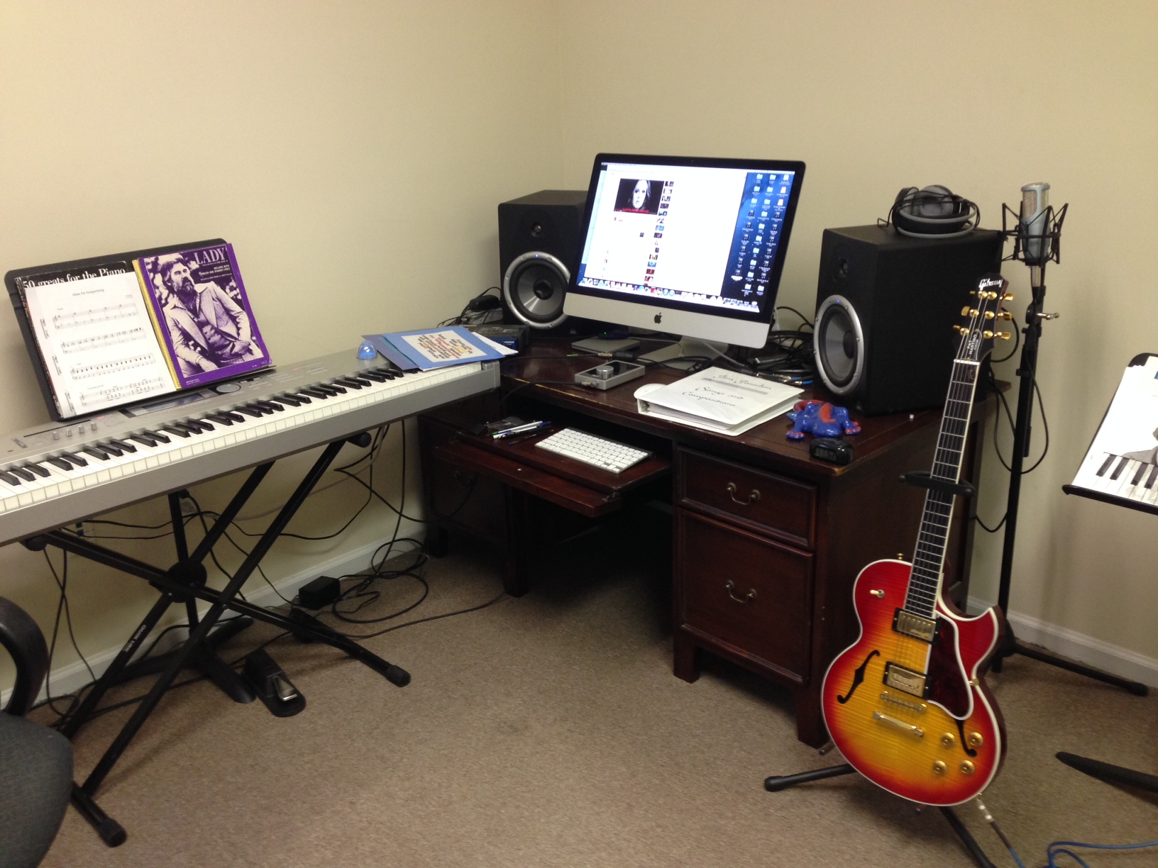 News small post card thumbnail