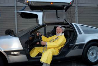 Residents Relive 1980s With The Cottage School Fundraiser