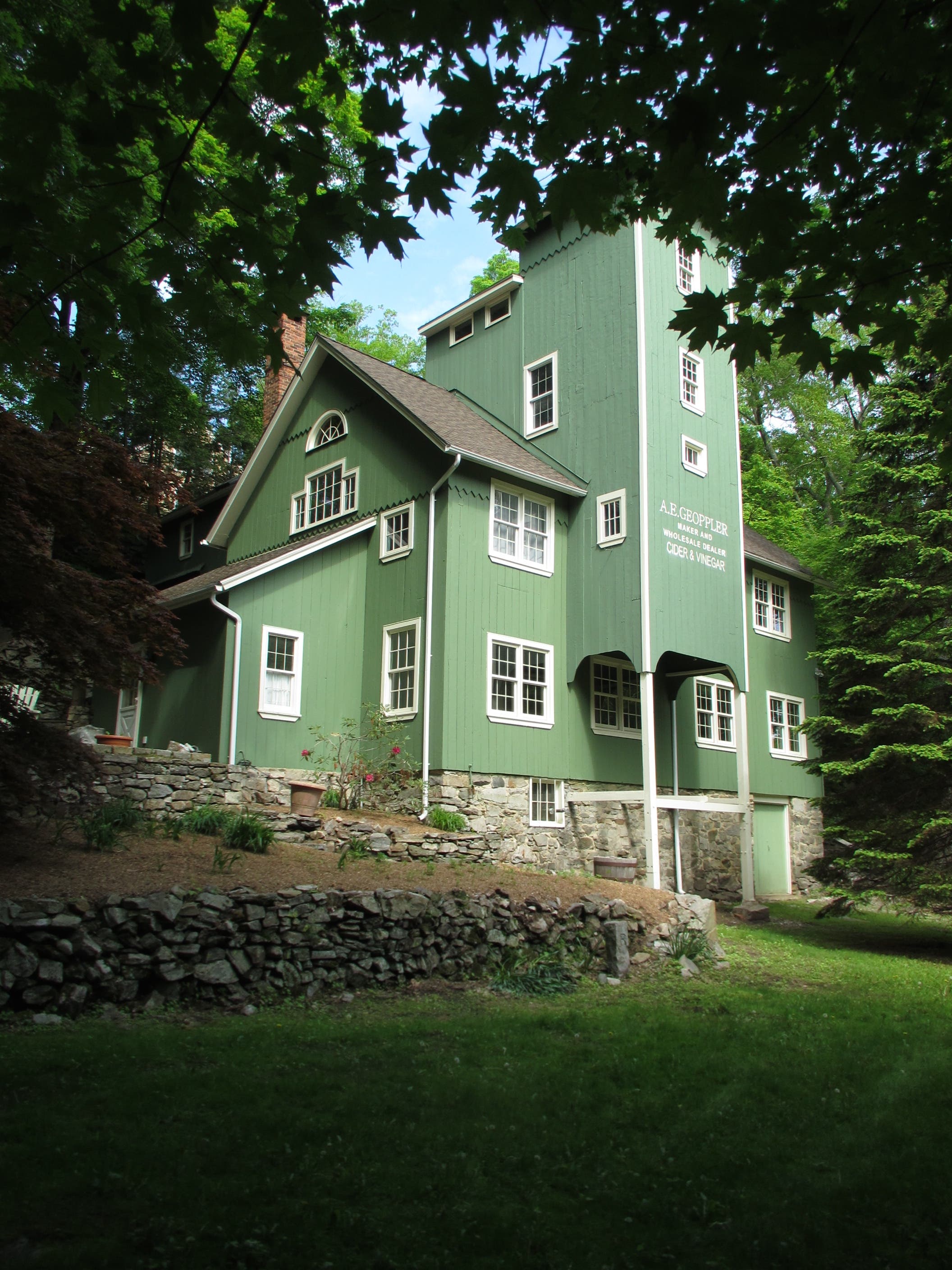 News small post card thumbnail