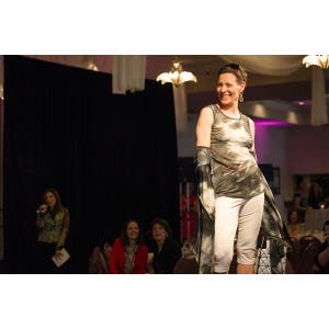 2015035511b96ecc270.jpg