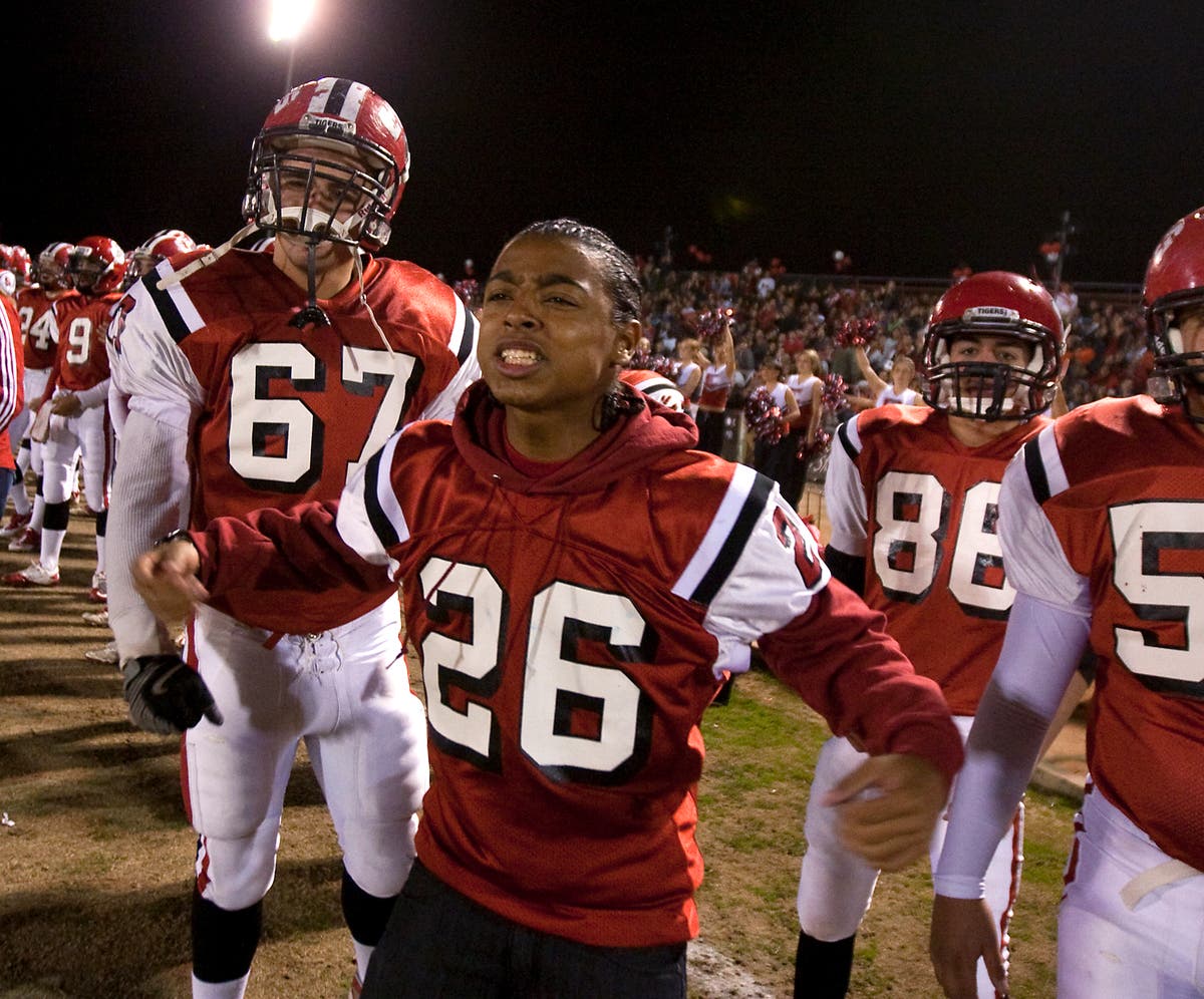 Coaches New High School Football Mercy Rule Will Leave Many Players On The Bench Lake