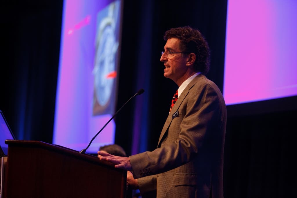 Ocean County Sports Medicine's, Dr. Tauro, Presents at the Orthopedic