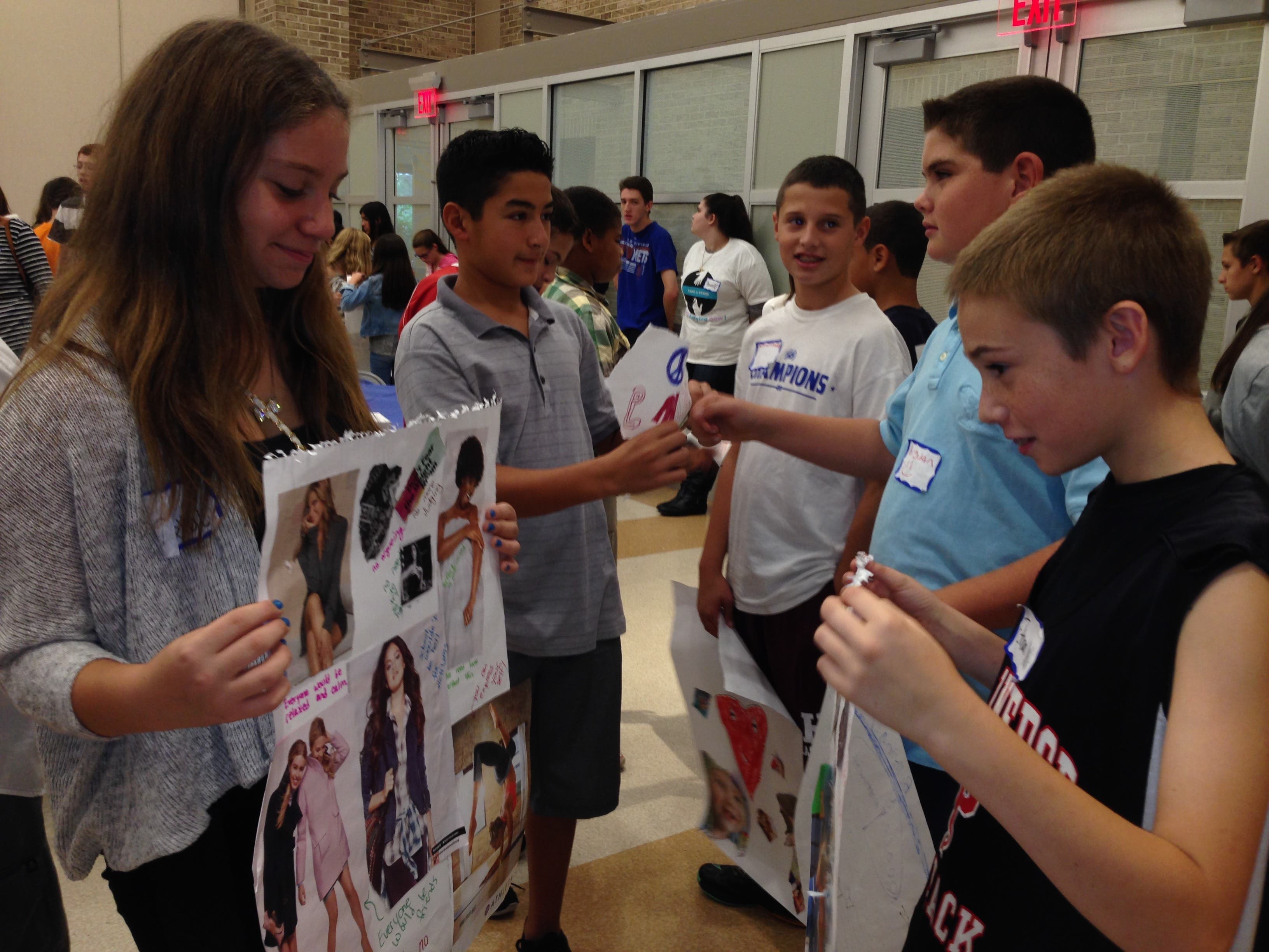 News small post card thumbnail