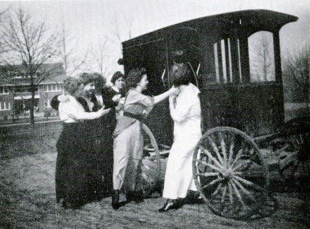 News small post card thumbnail