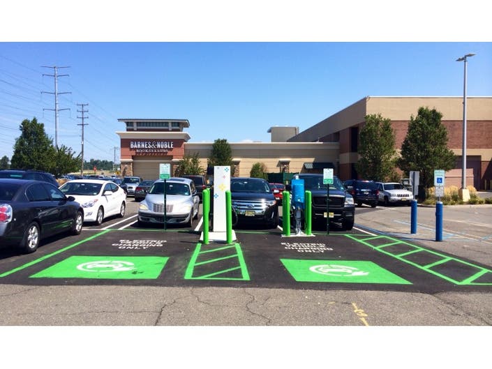 Livingston Mall Now Has An Electric Vehicle Charger Station