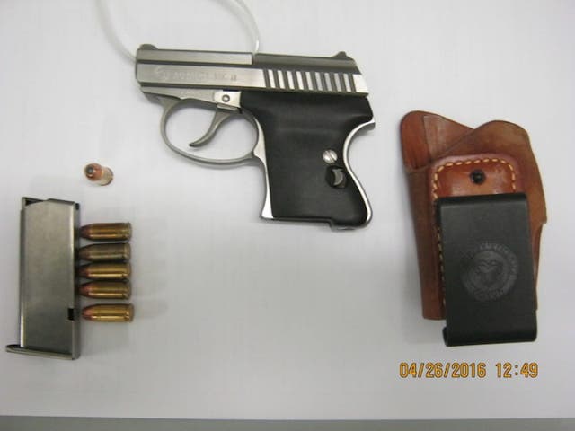 Newark Airport: Man Arrested After Loaded Gun Found In Luggage | Newark ...