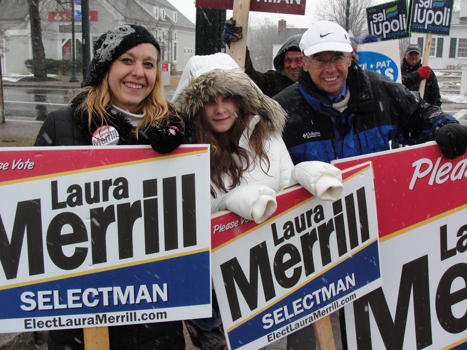 News small post card thumbnail