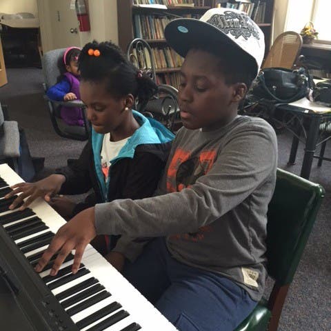 News small post card thumbnail