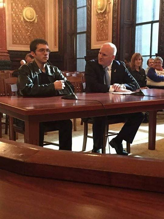 News small post card thumbnail