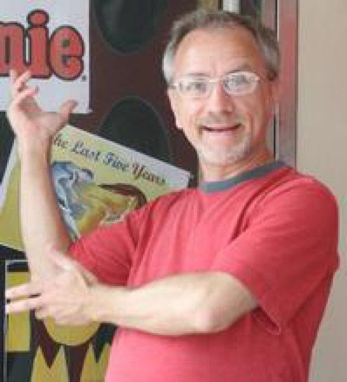 News small post card thumbnail