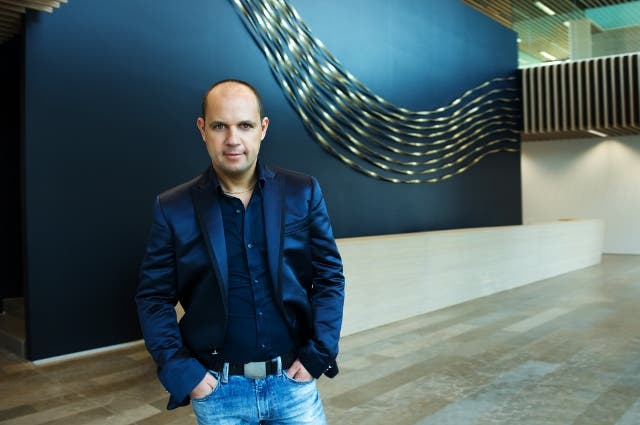 News small post card thumbnail