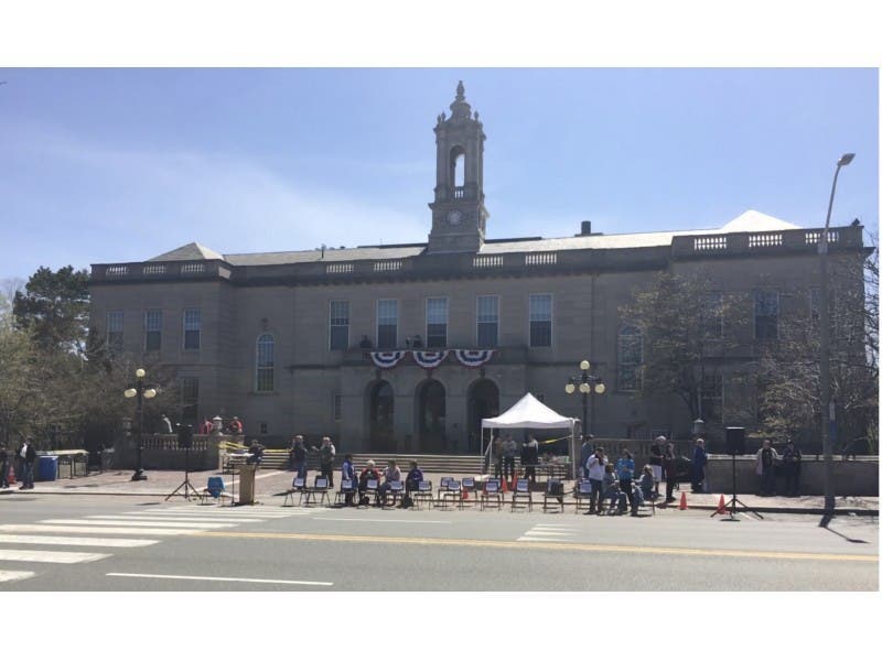 News small post card thumbnail