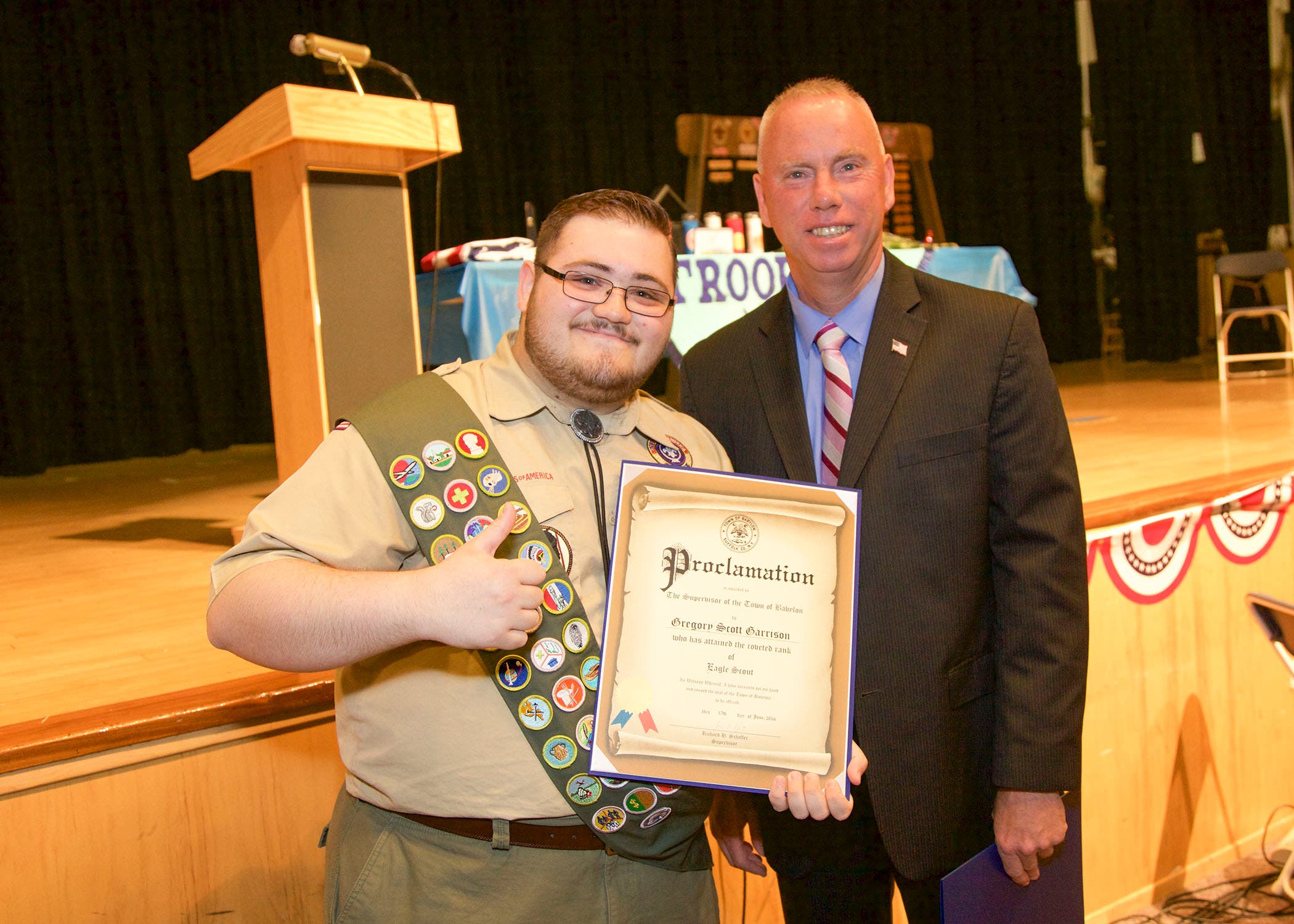 News small post card thumbnail