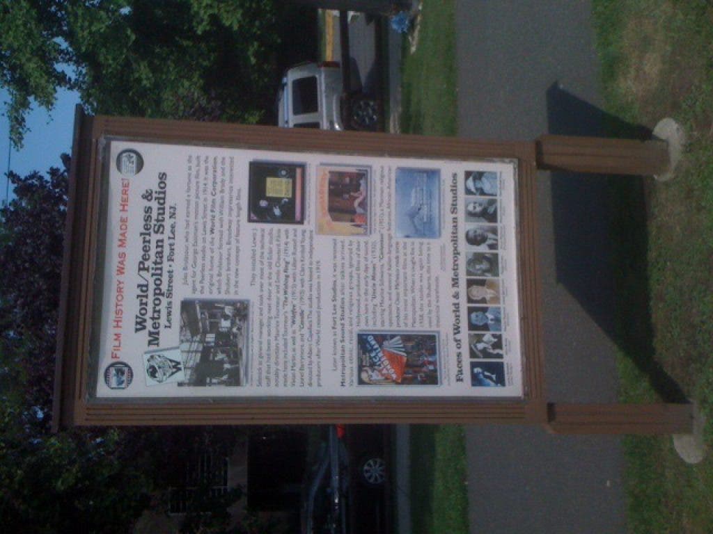 News small post card thumbnail