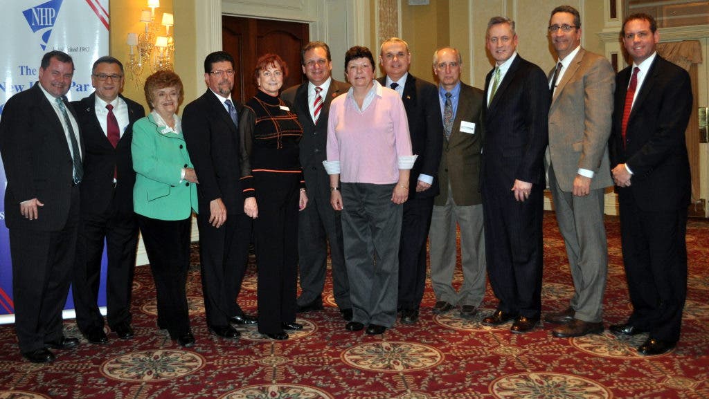 New Hyde Park Chamber Installs Officers, Directors New Hyde Park, NY