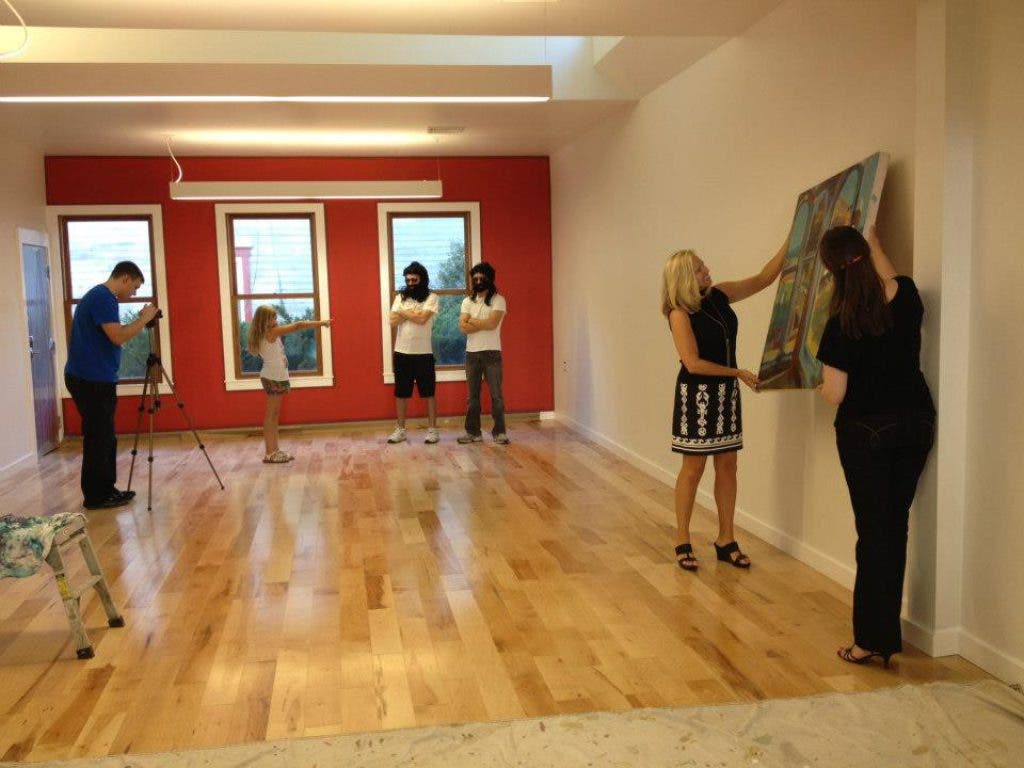 News small post card thumbnail