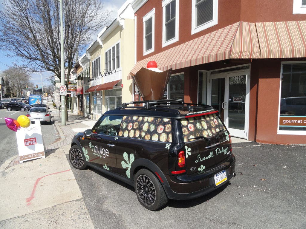 News small post card thumbnail